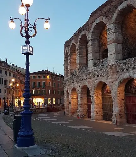 Al Sole Apartman Caprino Veronese